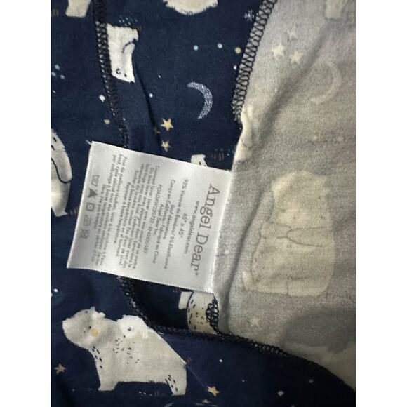 Angel Dear 3-6M Polar Bear Set – Bodysuit, Hat, Bib & Swaddle – Blue Bamboo EUC - Picture 3 of 6